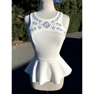 Treebarn Shirt Medium White Top Beaded Peplum Fitted Key Hole Back Y2K Womens